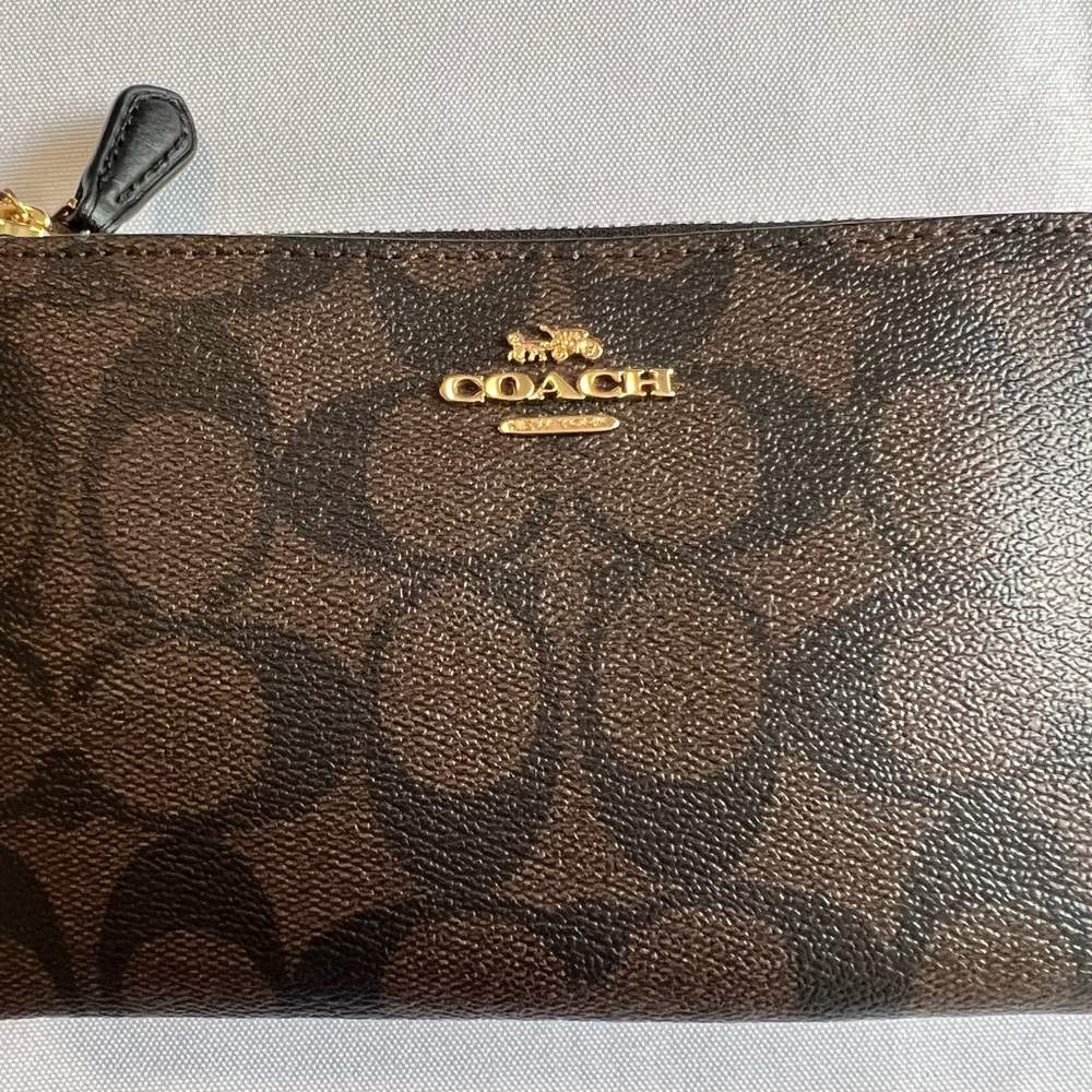 Brand new with tags Brown/Black Coach wristlet